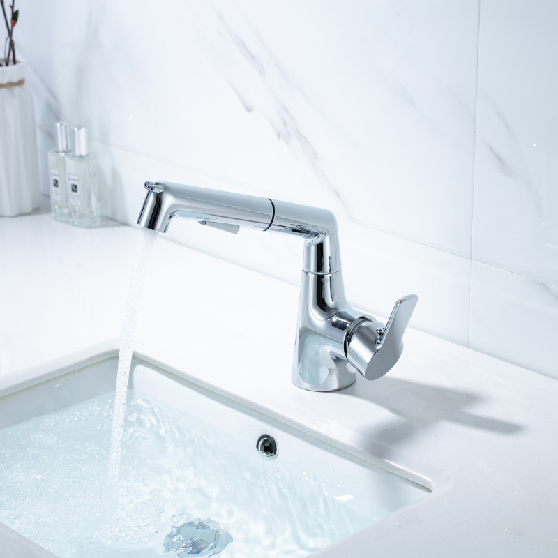 El lavabo pulido Chrome del nuevo diseño moderno golpea ligeramente la instalación fría caliente del golpecito fácil
